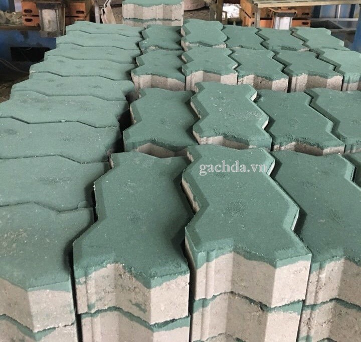 Gạch Vỉa Hè Terrazzo Con Sâu Xanh